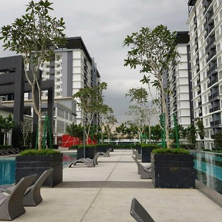 Bsp21 Family Homestay Jenjarum Exterior foto