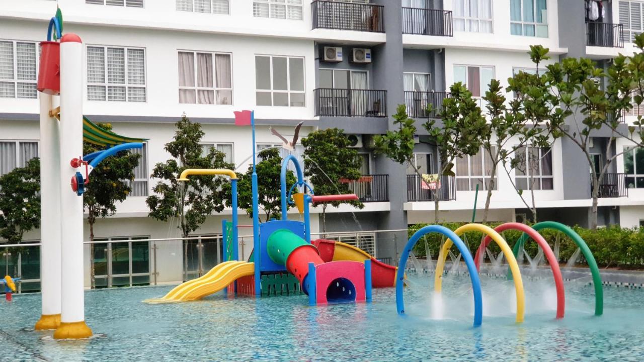 Bsp21 Family Homestay Jenjarum Exterior foto