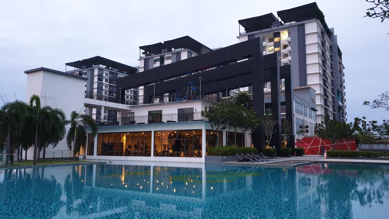 Bsp21 Family Homestay Jenjarum Exterior foto
