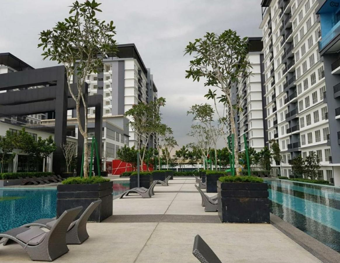 Bsp21 Family Homestay Jenjarum Exterior foto